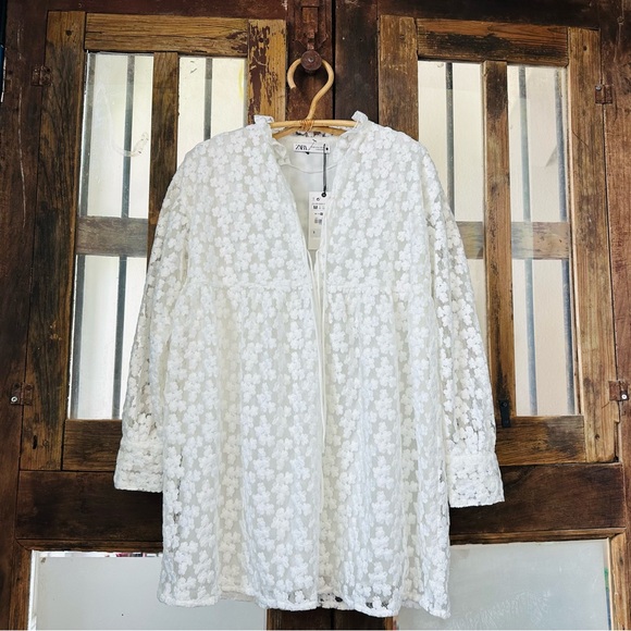 ZARA TEXTURED WEAVE MINI DRESS LACE FLORAL BOHO FLOWY Size Medium - Picture 4 of 8